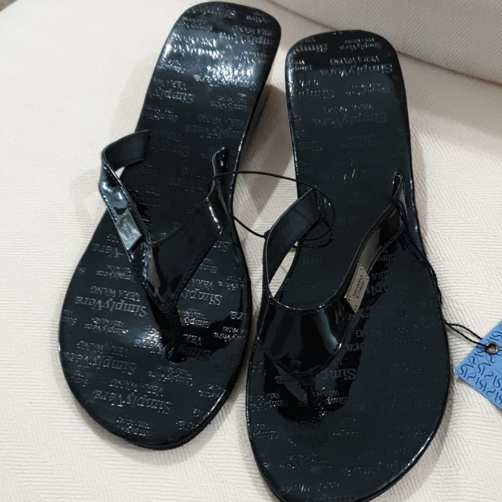 Simply Vera Sandals